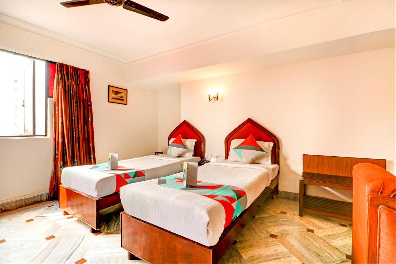 Hôtel Camac Plaza à Calcutta Extérieur photo
